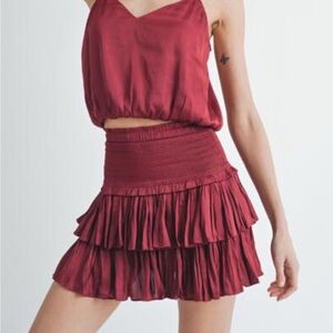 Reset by Jane Silky Amore Skirt
Size: small
Never worn still has tags 
Red